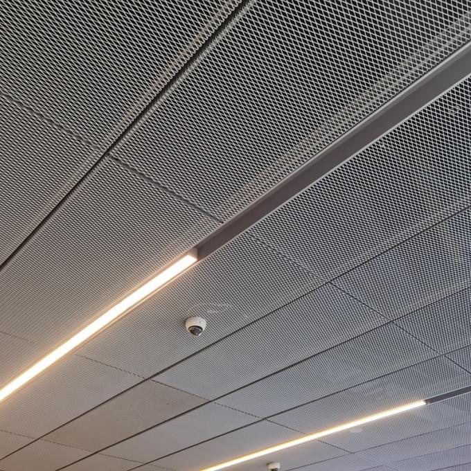 Powder Coated Metal Mesh Ceiling Tiles Suspended Expanded Metal Ceiling Panels
