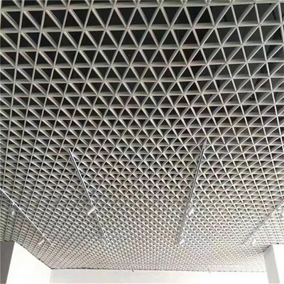 Extruded Grille Triangle Shaped Ceiling Design ISO9001 Light Weight