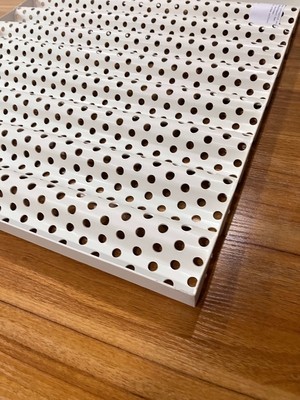 Sine Wave 600x630x2.0mm Aluminum Corrugated Panel With Diameter 10mm Perforation