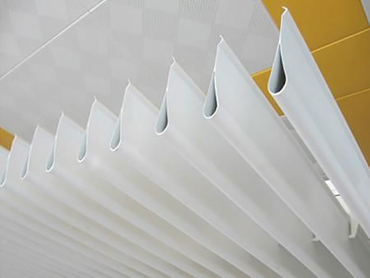 25Wx150H Aluminum Metal Ceiling Thickness 0.7mm Dripping Baffle Ceiling