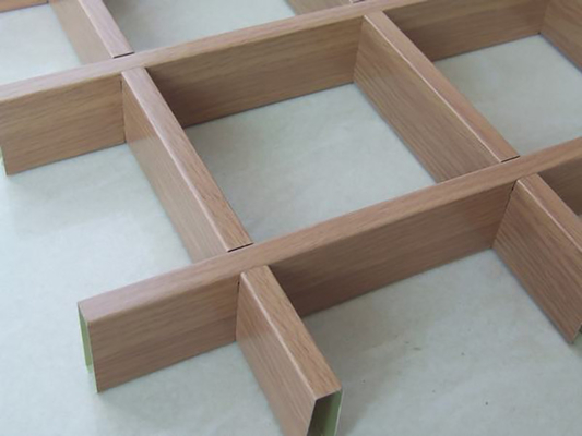Modern 250x250mm Grid Ceiling Thickness 0.9mm With Square Edge Design