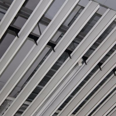 185x3000mm U Strip Aluminum Metal Ceiling Customizable Color Light Weight