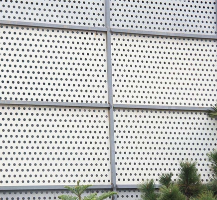 1600x6000mm Aluminum Perforated Panel For Metro Station Acid Resistant